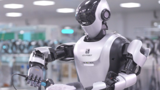 奋进“十五五”·一线见闻｜驶入新赛道，这家“老”企业年收15亿元