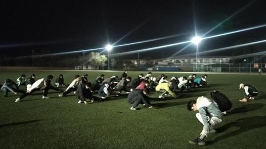 给户外运动系好“安全带” 这些高校社团有“秘笈”