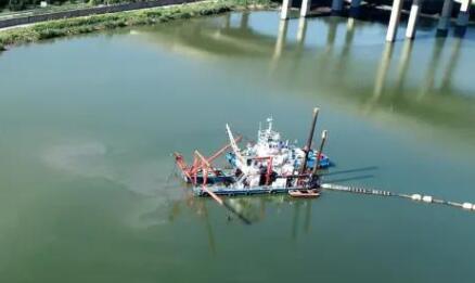 双直升机星夜驰援 9名船员成功获救