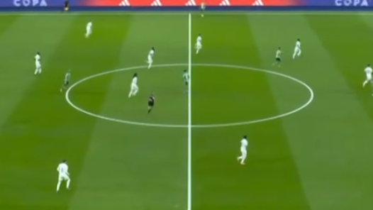 皇马官方：与阿隆索协商一致，终止其主教练职务