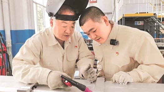 大国工匠风采录｜与国家事业紧密“焊接”在一起