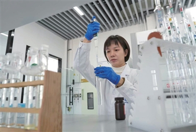 wKgCcmlliwqAaGMOAAFDxlg796Y717