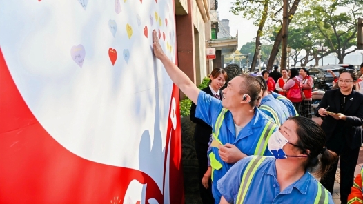 广东省总工会：让驿站从“歇脚点”升级为“加油站”