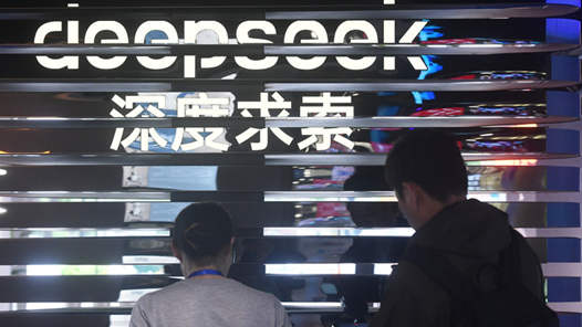 培养懂AI又懂制造业的复合型人才