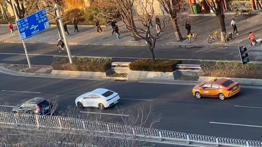 2025年全国机动车达4.69亿辆