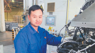 陈建：在纤毫之争中绽放精工大匠之光