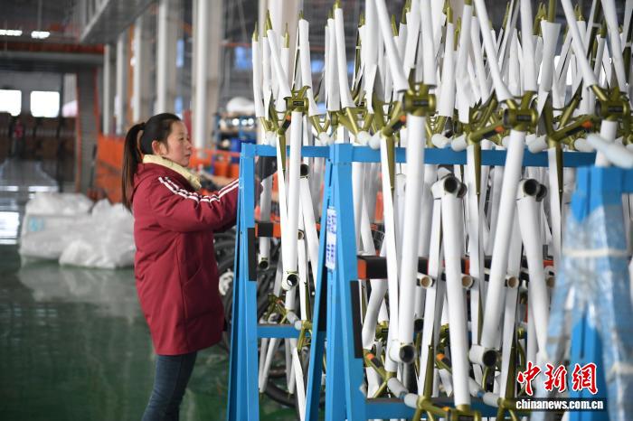 ee8c201b-16b8-43cd-b310-409702fe66e5_zsite