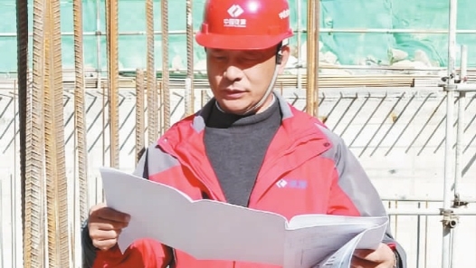 李振远：带领团队攻克“难啃”硬岩