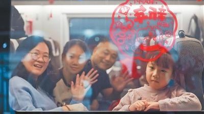 新春走基层｜春运首日的四组镜头