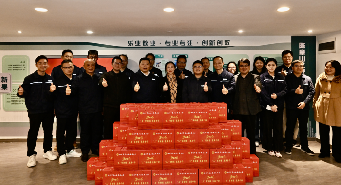 工会“娘家人”送温暖