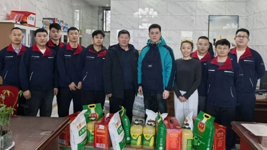 内蒙古霍林郭勒市总工会慰问135名货车司机