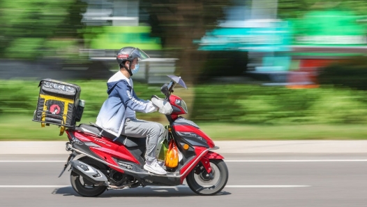 送温暖・特别的“暖”给特别的你 新就业形态劳动者的“温暖港湾”｜走访笔记：俯身听“新”声 暖心伴同行