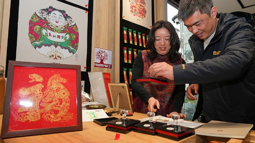 新春走基层｜桃花坞木版年画绘出非遗年味