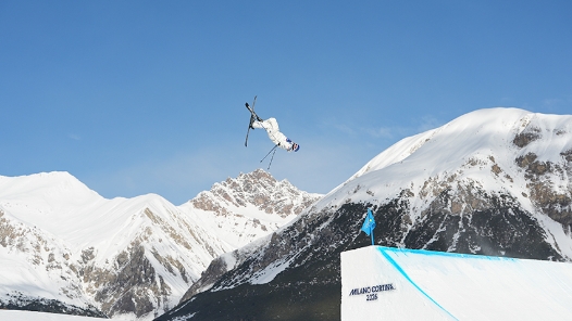 谷爱凌米兰首秀过关！中国队3人晋级决赛