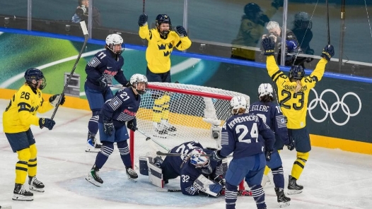 冬奥会｜女子冰球综合：瑞典进八强 捷克终赢球