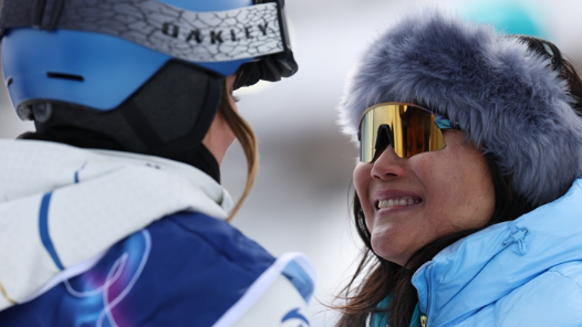 谷爱凌与妈妈每跳必抱