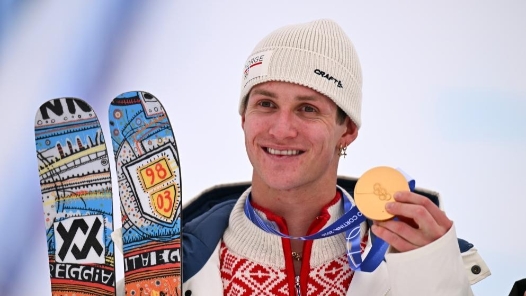 冬奥会｜自由式滑雪：男子坡障挪威选手鲁德摘金