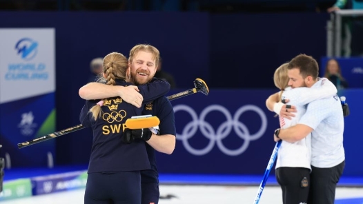 冬奥会｜瑞典兄妹夺得冰壶混双冠军