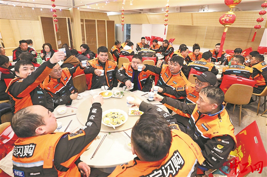 3330505_tpzz_1770823423525_b 3330505_tpzz_1770823423525_b