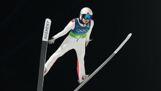 米兰冬奥纪｜奋起直追 跳台滑雪飞向新高