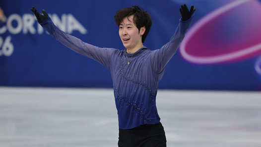 花样滑冰哈萨克斯坦选手萨多洛夫爆冷夺冠 金博洋位列第17