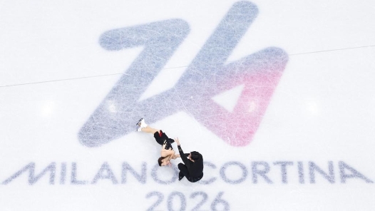 追光｜无畏拼搏，中国冰雪健儿的“拜年贴”