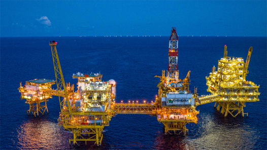 新春走基层·开局之年新气象｜深海一号海底钻云上算