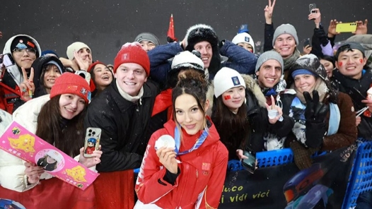 冬奥漫笔｜比金牌更闪耀的故事