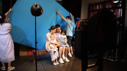 新春走基层｜全家福承载岁月温情