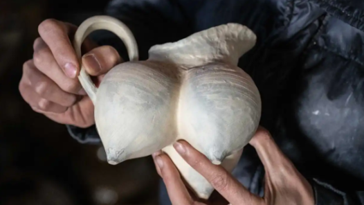 新春走基层·欢乐闹新春｜窑火薪传中的“匠心年”