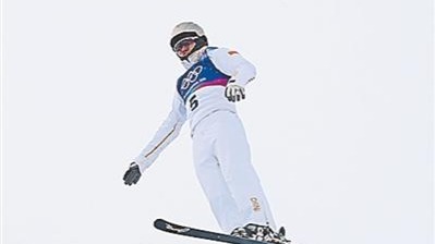 米兰冬奥会自由式滑雪男子空中技巧决赛 中国队选手获一金一铜