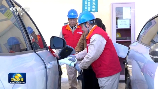 新思想引领新征程｜跃马扬鞭开新局 实干奋斗向未来