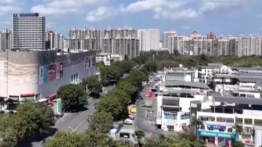 新春走基层｜电话从早响到晚、调试设备到深夜……他们这样为自贸港“守国门、促发展”