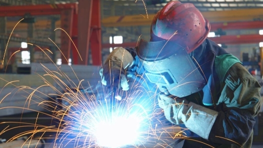 研读《习近平与一线职工朋友们》·践行嘱托 一线回响｜在交通强国前线领悟“劳动最光荣”