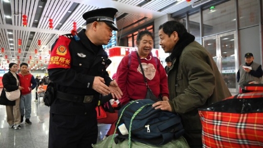 新春走基层｜铆在铁路线上的一颗道钉