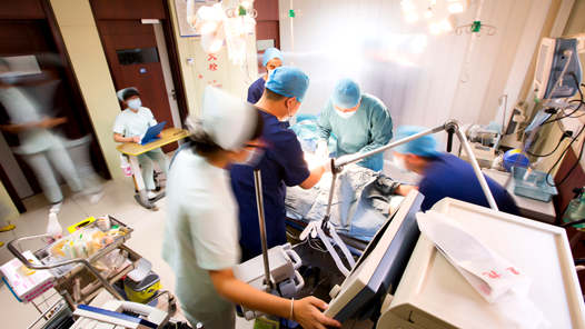 特稿243｜解放路医护前线