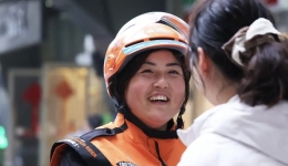 打工新鲜事儿｜外卖员、快递客服获评全国三八红旗手！