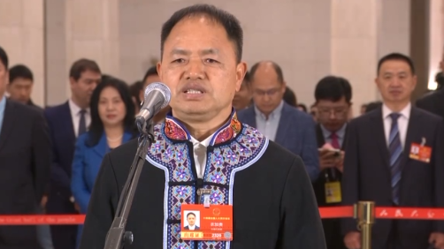 代表通道丨农加贵：坚守40年 帮助100多个孩子走出大山