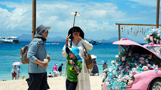 两会新华社快讯：今年将对旅游法等6件法律开展执法检查