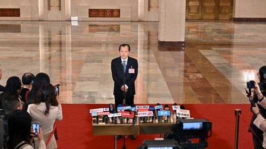 两会｜十四届全国人大四次会议第二场“部长通道”集中采访活动举行