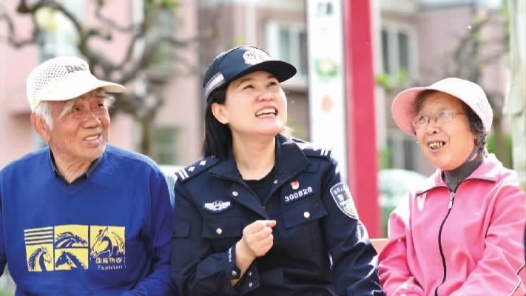 16年扎根一线诠释“警色”人生