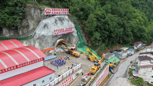 重庆宜涪高铁抢抓春季施工黄金期