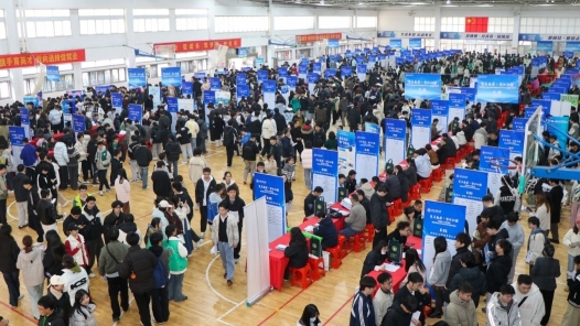 “工会送岗位 乐业在江淮”安徽省高校毕业生就业服务专场招聘会举办