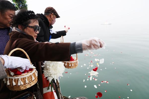 0b32582a-a02d-4efa-adac-ba6a42569e43