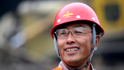 热爱·为幸福打拼｜郭明义：“给大家创造了幸福，自己也很幸福”