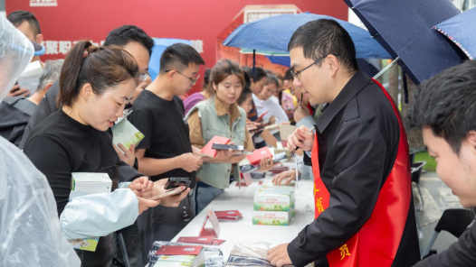 浙江省温州市总工会走进新二代科创园区开展全民国家安全教育日宣传活动