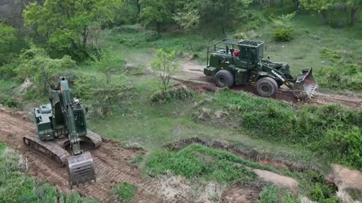 视频丨抵近侦察、破障开路、运输补给……看无人装备如何制胜未来战场