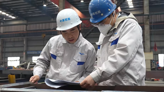 劳模故事·全国劳动模范丨谢小军：焊花闪耀青春 匠心点亮未来