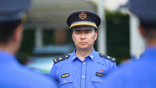 劳模故事·上海市先进工作者丨唐杰：守护希望的田野