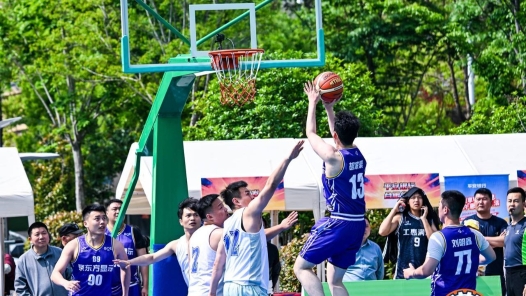 合肥新站“工BA”职工篮球联赛火热开赛